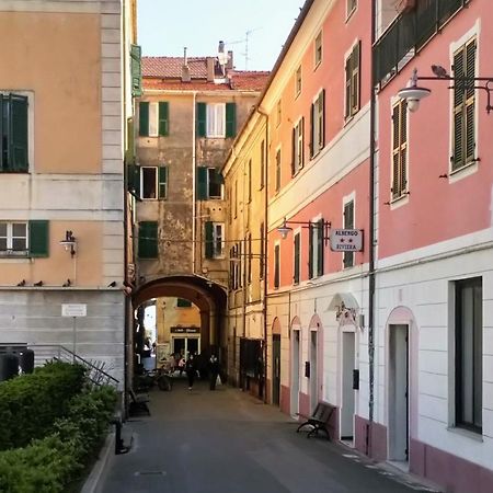 Appartamento CASA di CLAUDE 2 FINALMARINA Finale Ligure Esterno foto