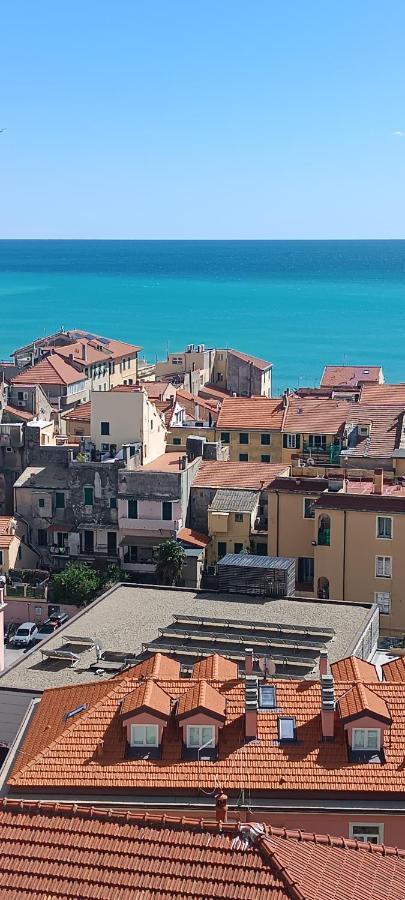 Appartamento CASA di CLAUDE 2 FINALMARINA Finale Ligure Esterno foto